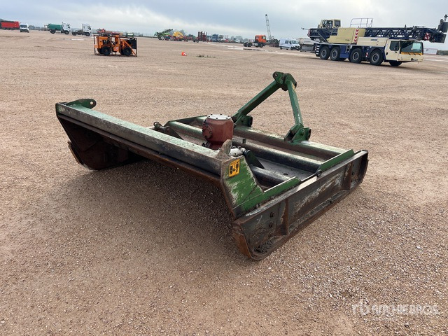 2012 Plaisance BF2000 Broyeur (Inoperable) Shredder - آلة تمزيق صناعية: صورة 3 2012 Plaisance BF2000 Broyeur (Inoperable) Shredder - آلة تمزيق صناعية: صورة 3