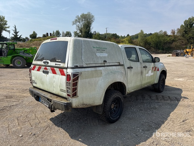 2013 Isuzu D-Max 4x4 Extended Cab (Inoperable) Pickup - شاحنة البيك أب: صورة 4 2013 Isuzu D-Max 4x4 Extended Cab (Inoperable) Pickup - شاحنة البيك أب: صورة 4
