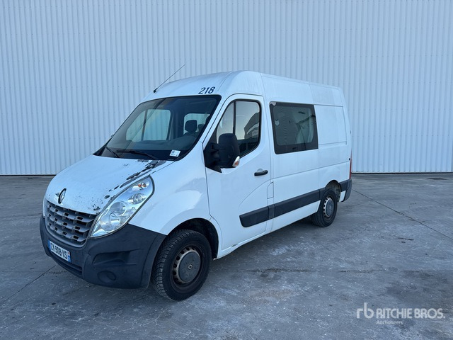 2013 Renault Master Vehicule Utilitaire Cargo Van - فان, الشاحنات الصغيرة كابينة مزدوجة: صورة 2 2013 Renault Master Vehicule Utilitaire Cargo Van - فان, الشاحنات الصغيرة كابينة مزدوجة: صورة 2