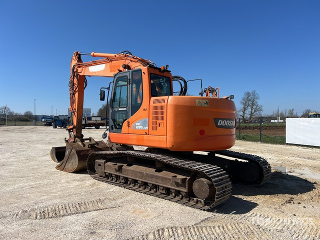 2014 Doosan DX235 LCR Pelle Sur Chenilles Tracked Excavator - حفار زحاف: صورة 3 2014 Doosan DX235 LCR Pelle Sur Chenilles Tracked Excavator - حفار زحاف: صورة 3