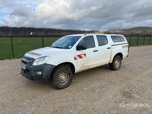 2014 Isuzu D-MAX 4x4 Dual Cab Pickup - شاحنة البيك أب: صورة 3 2014 Isuzu D-MAX 4x4 Dual Cab Pickup - شاحنة البيك أب: صورة 3