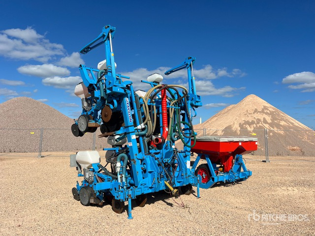 2014 Monosem NG+4 Semoir Monograine 8 Rangs 8 Row Planter - آلة نثر البذور الدقيقة: صورة 1 2014 Monosem NG+4 Semoir Monograine 8 Rangs 8 Row Planter - آلة نثر البذور الدقيقة: صورة 1