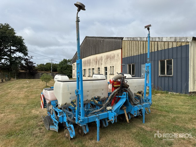 2014 Monosem NG Plus-6R 6 Row Semoir Monograine 6 Rangs Planter - آلة نثر البذور الدقيقة: صورة 1 2014 Monosem NG Plus-6R 6 Row Semoir Monograine 6 Rangs Planter - آلة نثر البذور الدقيقة: صورة 1