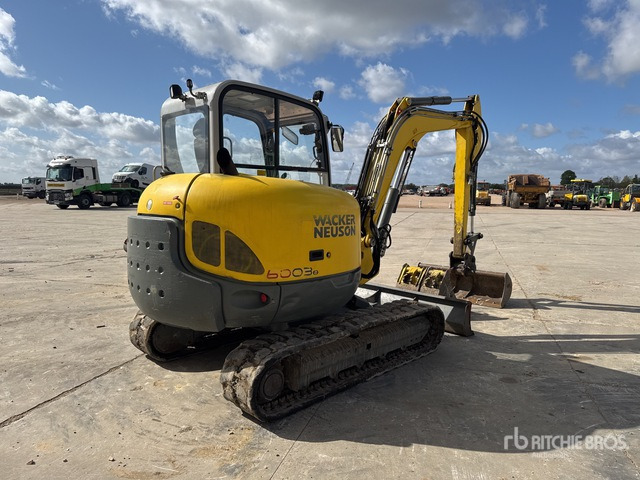 2014 Neuson 6003 Mini-Pelle Mini Excavator: <6.6t - حفارة مُصَّغرة: صورة 3 2014 Neuson 6003 Mini-Pelle Mini Excavator: <6.6t - حفارة مُصَّغرة: صورة 3