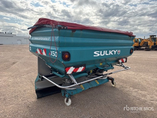 2014 Sulky X50WPB 44 m 3-Point 4000 L Epandeur A ... Fertilizer Spreader - آلة رش السماد: صورة 4 2014 Sulky X50WPB 44 m 3-Point 4000 L Epandeur A ... Fertilizer Spreader - آلة رش السماد: صورة 4