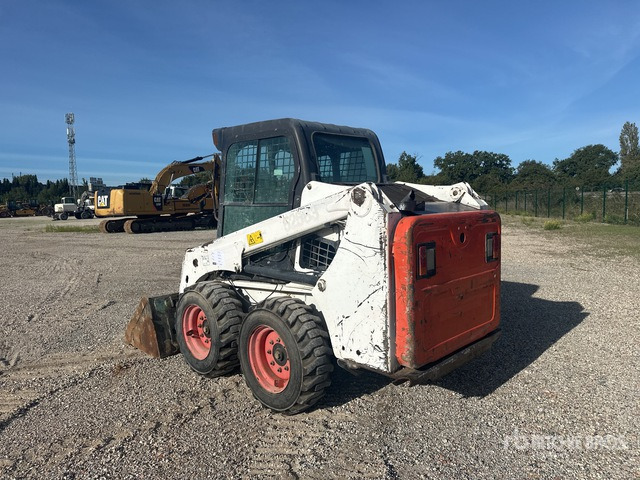 2015 Bobcat S450 Chargeuse Compact Skid Steer Loader - شيول صغير: صورة 3 2015 Bobcat S450 Chargeuse Compact Skid Steer Loader - شيول صغير: صورة 3