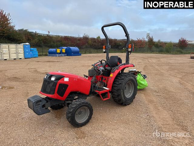 2015 Kubota STW34R 4WD Tracteur Utilitaire (Inoper ... Utility Tractor - جرار صغير: صورة 1 2015 Kubota STW34R 4WD Tracteur Utilitaire (Inoper ... Utility Tractor - جرار صغير: صورة 1