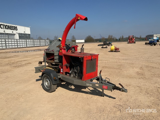 2016 Timberwolf TW 230DHB Broyeur 1 Essieu S/A (Inoperable) Wood Chipper - قاطعة الأخشاب: صورة 4 2016 Timberwolf TW 230DHB Broyeur 1 Essieu S/A (Inoperable) Wood Chipper - قاطعة الأخشاب: صورة 4