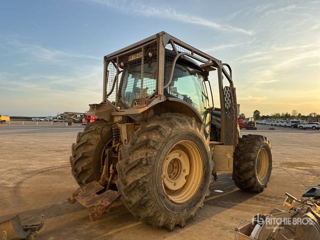 2017 Valtra T174 (Inoperable) 4WD Tractor - جرار: صورة 4 2017 Valtra T174 (Inoperable) 4WD Tractor - جرار: صورة 4