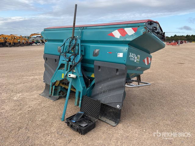 2019 Sulky X40+ 44 m 3-Point 4000 L Epandeur A ... Fertilizer Spreader - آلة رش السماد: صورة 3 2019 Sulky X40+ 44 m 3-Point 4000 L Epandeur A ... Fertilizer Spreader - آلة رش السماد: صورة 3