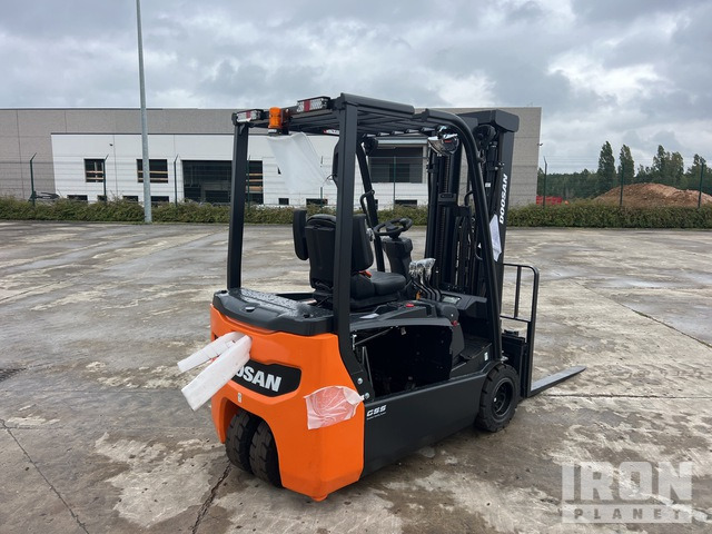 2023 Doosan B20T-7 PLUS 2000 kg Chariot Elevateur Elect ... Electric Forklift - رافعة شوكية كهربائية: صورة 4 2023 Doosan B20T-7 PLUS 2000 kg Chariot Elevateur Elect ... Electric Forklift - رافعة شوكية كهربائية: صورة 4