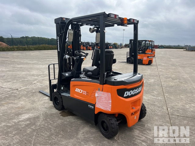 2023 Doosan B20X-7 PLUS 2000 kg Chariot Elevateur Elect ... Electric Forklift - رافعة شوكية كهربائية: صورة 3 2023 Doosan B20X-7 PLUS 2000 kg Chariot Elevateur Elect ... Electric Forklift - رافعة شوكية كهربائية: صورة 3