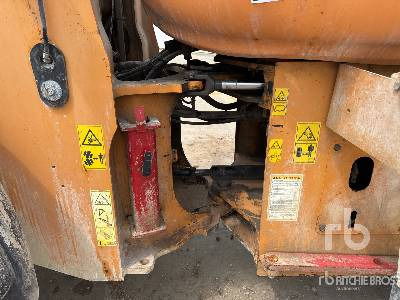 اللودر بعجل CASE 721F Chargeuse Sur Pneus: صورة 26