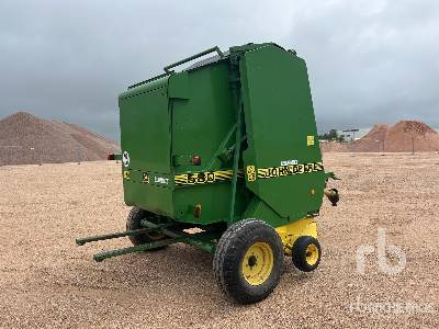 JOHN DEERE 580 Presse A Balles Rondes - مكنة: صورة 3 JOHN DEERE 580 Presse A Balles Rondes - مكنة: صورة 3