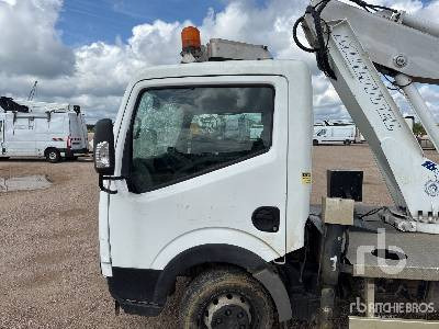 NISSAN NT400 CABSTAR 3 2015 Multitel 160 ALU 16 m on C ... - منصة تلسكوبية محمولة على شاحنة: صورة 5 NISSAN NT400 CABSTAR 3 2015 Multitel 160 ALU 16 m on C ... - منصة تلسكوبية محمولة على شاحنة: صورة 5
