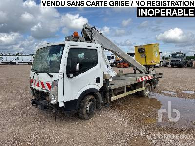 NISSAN NT400 CABSTAR 3 2015 Multitel 160 ALU 16 m on C ... - منصة تلسكوبية محمولة على شاحنة: صورة 1 NISSAN NT400 CABSTAR 3 2015 Multitel 160 ALU 16 m on C ... - منصة تلسكوبية محمولة على شاحنة: صورة 1