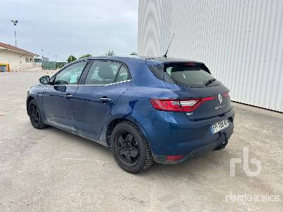 RENAULT MEGANE - سيارة: صورة 2 RENAULT MEGANE - سيارة: صورة 2