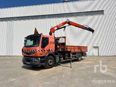 RENAULT PREMIUM LANDER 2006 Fassi F130A-21 5730 kg on ... - شاحنات مسطحة: صورة 2 RENAULT PREMIUM LANDER 2006 Fassi F130A-21 5730 kg on ... - شاحنات مسطحة: صورة 2