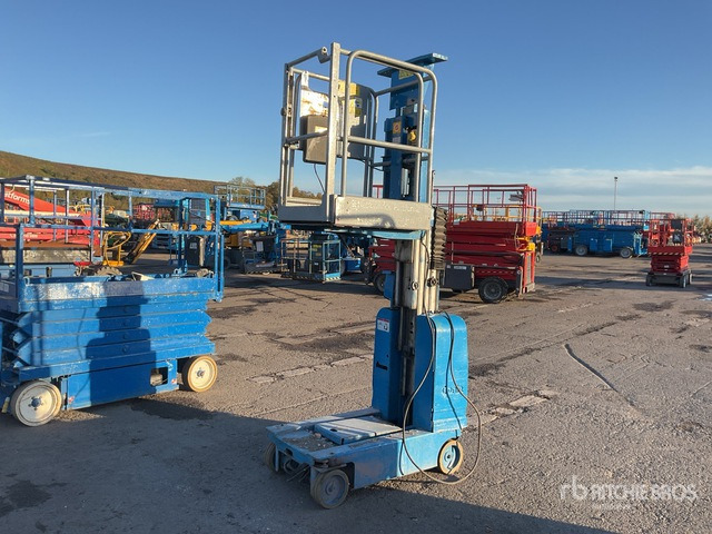 2005 Genie GR15 Vertical Mast Lift - الرأسي رفع الصاري: صورة 2 2005 Genie GR15 Vertical Mast Lift - الرأسي رفع الصاري: صورة 2