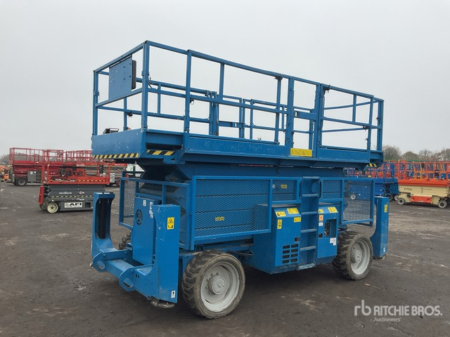 2011 Genie GS5390 4x4 Diesel Scissor Lift - رافعة هيدروليكية مقصية: صورة 3 2011 Genie GS5390 4x4 Diesel Scissor Lift - رافعة هيدروليكية مقصية: صورة 3