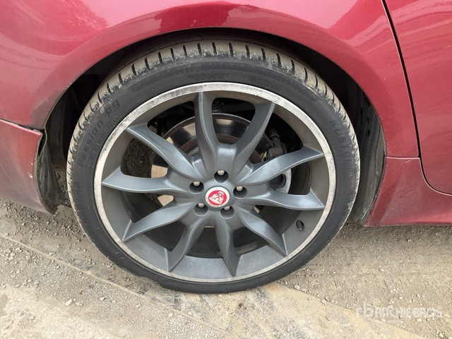 2012 Jaguar XF Premium Luxury Jaguar Automobile Automobile - سيارة: صورة 5 2012 Jaguar XF Premium Luxury Jaguar Automobile Automobile - سيارة: صورة 5