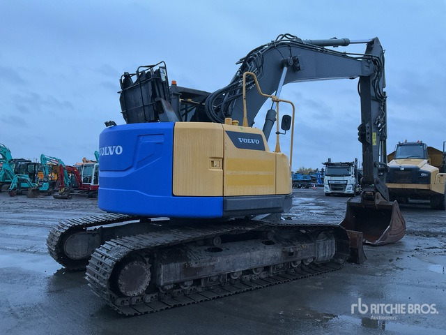 2014 Volvo ECR235DL Tracked Excavator - حفار زحاف: صورة 4 2014 Volvo ECR235DL Tracked Excavator - حفار زحاف: صورة 4