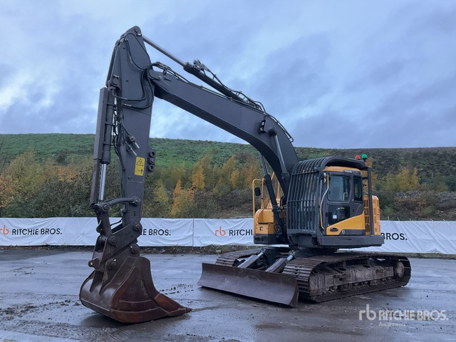 2014 Volvo ECR235DL Tracked Excavator - حفار زحاف: صورة 2 2014 Volvo ECR235DL Tracked Excavator - حفار زحاف: صورة 2