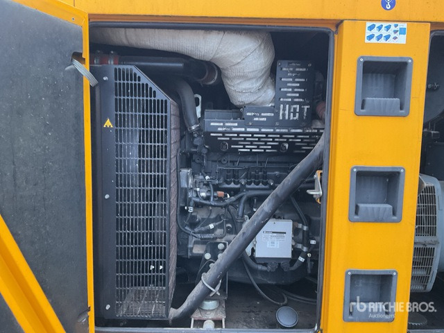 2015 Sdmo R165C3 Generator Set - مجموعة المولدات: صورة 5 2015 Sdmo R165C3 Generator Set - مجموعة المولدات: صورة 5