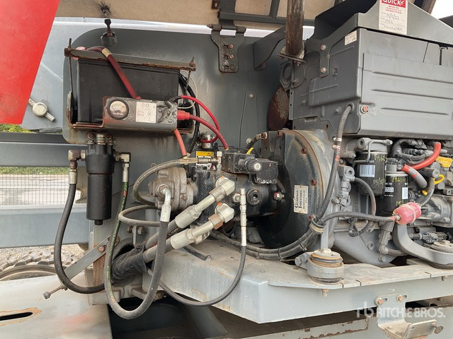 2015 Skyjack SJ51AJ 4WD Diesel Articulating Boom Lift - شاحنة ذراع مفصلي: صورة 5 2015 Skyjack SJ51AJ 4WD Diesel Articulating Boom Lift - شاحنة ذراع مفصلي: صورة 5