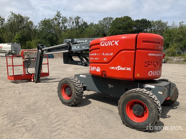 2015 Skyjack SJ51AJ 4WD Diesel Articulating Boom Lift - شاحنة ذراع مفصلي: صورة 3 2015 Skyjack SJ51AJ 4WD Diesel Articulating Boom Lift - شاحنة ذراع مفصلي: صورة 3