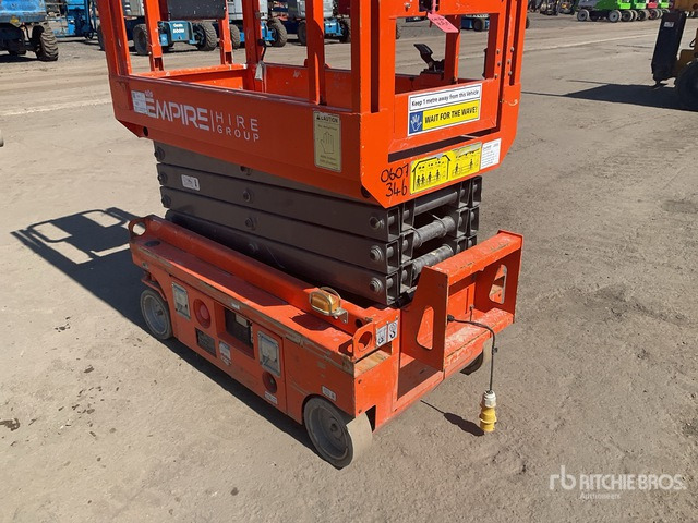 2016 Dingli 0607 Electric Scissor Lift - رافعة هيدروليكية مقصية: صورة 5 2016 Dingli 0607 Electric Scissor Lift - رافعة هيدروليكية مقصية: صورة 5