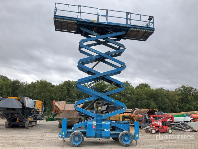 رافعة هيدروليكية مقصية 2016 Genie GS-5390 4x4 Diesel Scissor Lift: صورة 1