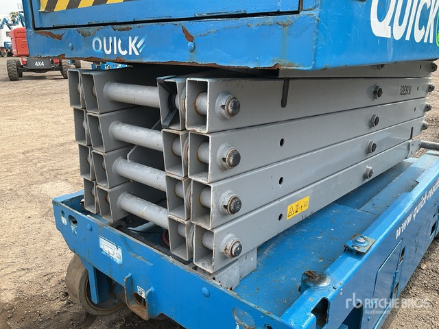 2016 Genie GS3246 Electric Scissor Lift - رافعة هيدروليكية مقصية: صورة 4 2016 Genie GS3246 Electric Scissor Lift - رافعة هيدروليكية مقصية: صورة 4