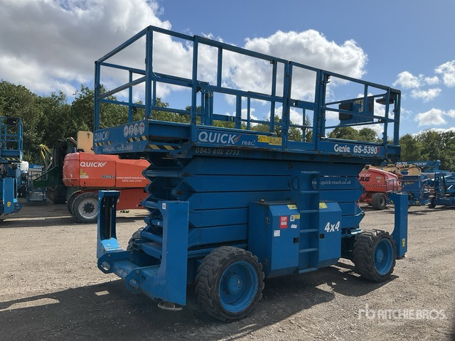 2016 Genie GS5390 4x4 Diesel Scissor Lift - رافعة هيدروليكية مقصية: صورة 3 2016 Genie GS5390 4x4 Diesel Scissor Lift - رافعة هيدروليكية مقصية: صورة 3