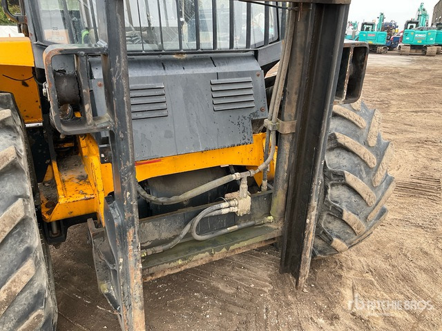 2016 JCB 926-4 JCB Rough Terrain Forklift Rough Terrain Forklift - رافعة شوكية للأرض الوعرة: صورة 5 2016 JCB 926-4 JCB Rough Terrain Forklift Rough Terrain Forklift - رافعة شوكية للأرض الوعرة: صورة 5