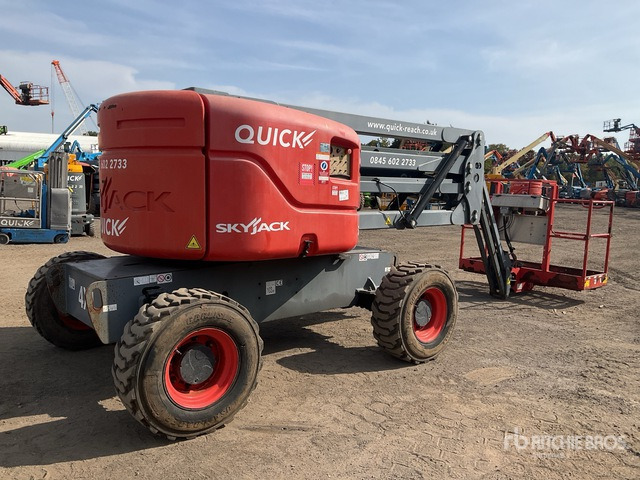 2016 Skyjack SJ46AJ 4WD Diesel Articulating Boom Lift - شاحنة ذراع مفصلي: صورة 5 2016 Skyjack SJ46AJ 4WD Diesel Articulating Boom Lift - شاحنة ذراع مفصلي: صورة 5