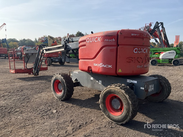 2016 Skyjack SJ51AJ 4WD Diesel Articulating Boom Lift - شاحنة ذراع مفصلي: صورة 4 2016 Skyjack SJ51AJ 4WD Diesel Articulating Boom Lift - شاحنة ذراع مفصلي: صورة 4