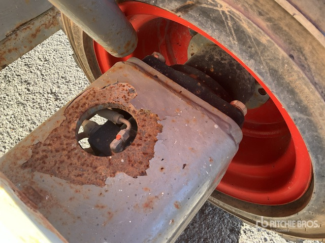 2016 Skyjack SJ5832 4x4 Diesel Scissor Lift - رافعة هيدروليكية مقصية: صورة 5 2016 Skyjack SJ5832 4x4 Diesel Scissor Lift - رافعة هيدروليكية مقصية: صورة 5