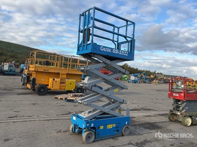 2019 Genie GS1932 Electric Scissor Lift - رافعة هيدروليكية مقصية: صورة 2 2019 Genie GS1932 Electric Scissor Lift - رافعة هيدروليكية مقصية: صورة 2