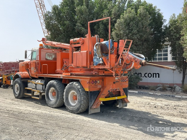 1995 Western Star 4966S Altec TH7 on 6x4 Drill Truck - التقطيع جزازة/ ماكينات قطع الحشائش: صورة 3 1995 Western Star 4966S Altec TH7 on 6x4 Drill Truck - التقطيع جزازة/ ماكينات قطع الحشائش: صورة 3