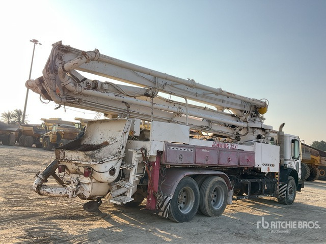 1999 Mack MR688S 1999 Schwing 32/28 XL 32 m on 6x4 Concrete Pump Truck - مضخة خرسانة: صورة 3 1999 Mack MR688S 1999 Schwing 32/28 XL 32 m on 6x4 Concrete Pump Truck - مضخة خرسانة: صورة 3