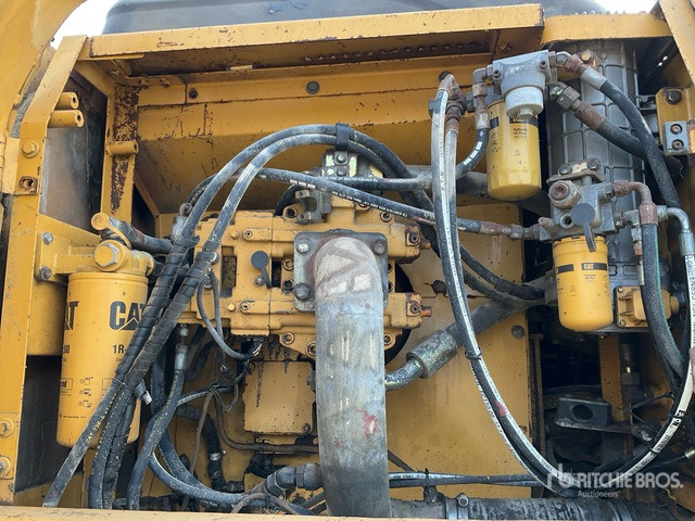2002 Cat 330CL - حفار زحاف: صورة 5 2002 Cat 330CL - حفار زحاف: صورة 5