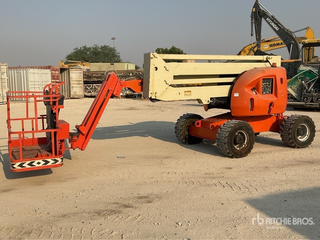2002 JLG 450AJ Series ll 4WD Diesel Articulating Boom Lift - شاحنة ذراع مفصلي: صورة 1 2002 JLG 450AJ Series ll 4WD Diesel Articulating Boom Lift - شاحنة ذراع مفصلي: صورة 1
