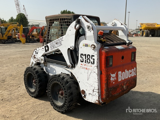 2004 Bobcat S185 - شيول صغير: صورة 4 2004 Bobcat S185 - شيول صغير: صورة 4