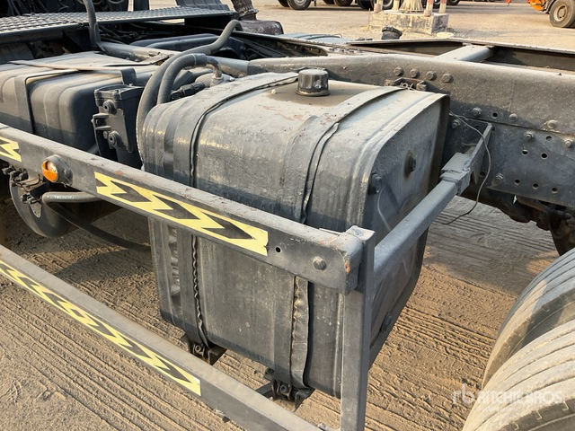 2006 MAN TGA33.410 6x4 T/A Day Cab Truck Tractor - وحدة جر: صورة 5 2006 MAN TGA33.410 6x4 T/A Day Cab Truck Tractor - وحدة جر: صورة 5