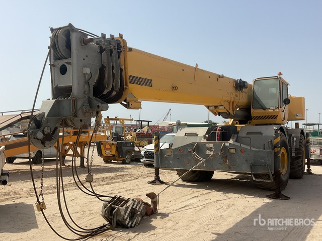 2007 Grove RT700E 55 ton 4x4x4 (Inoperable) Rough Terrain Crane - رافعة الطرق الوعرة: صورة 1 2007 Grove RT700E 55 ton 4x4x4 (Inoperable) Rough Terrain Crane - رافعة الطرق الوعرة: صورة 1