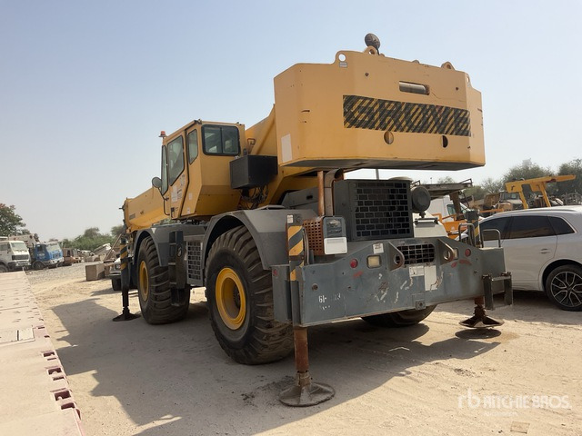 2007 Grove RT700E 55 ton 4x4x4 (Inoperable) Rough Terrain Crane - رافعة الطرق الوعرة: صورة 3 2007 Grove RT700E 55 ton 4x4x4 (Inoperable) Rough Terrain Crane - رافعة الطرق الوعرة: صورة 3