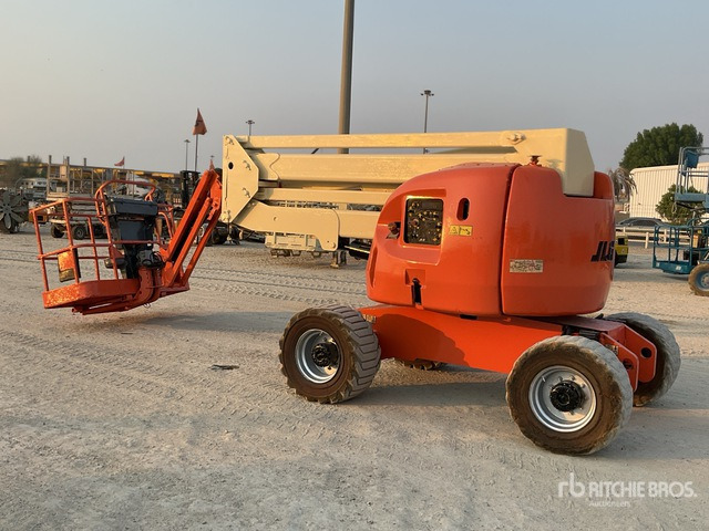 2007 JLG 450AJ 4WD Diesel Articulating Boom Lift - شاحنة ذراع مفصلي: صورة 4 2007 JLG 450AJ 4WD Diesel Articulating Boom Lift - شاحنة ذراع مفصلي: صورة 4