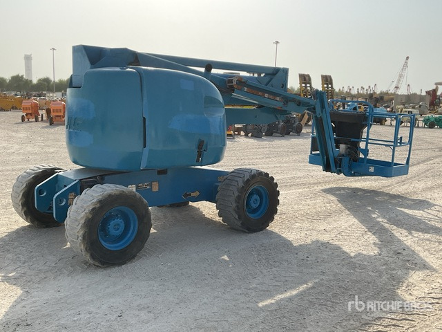 2007 JLG 450AJ 4WD Diesel Articulating Boom Lift - شاحنة ذراع مفصلي: صورة 3 2007 JLG 450AJ 4WD Diesel Articulating Boom Lift - شاحنة ذراع مفصلي: صورة 3