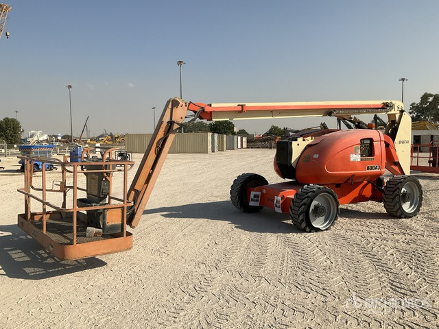 2007 JLG 600AJ 4WD Gasoline Articulating Boom Lift - شاحنة ذراع مفصلي: صورة 2 2007 JLG 600AJ 4WD Gasoline Articulating Boom Lift - شاحنة ذراع مفصلي: صورة 2